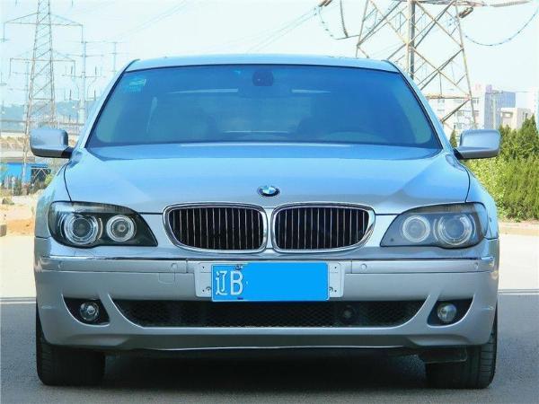 宝马 宝马7系  2005款 740Li 4.0L