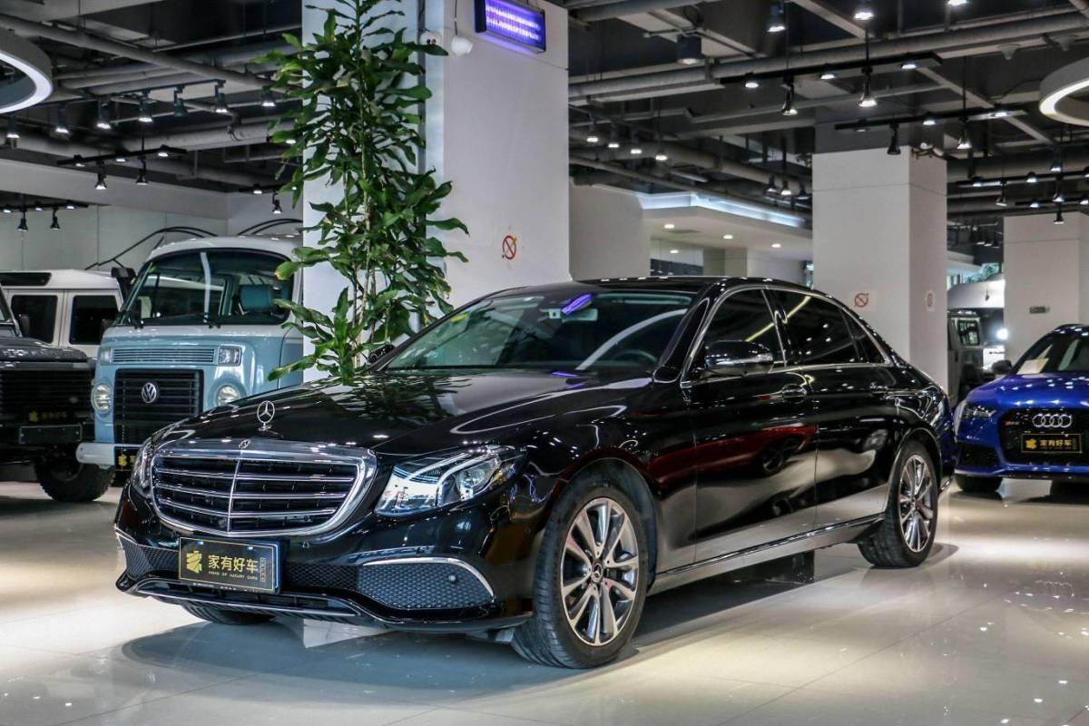 上海2017年10月奔驰奔驰e级2017款e300l20t运动豪华型黑色手自一体