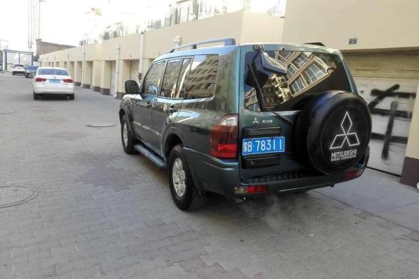 2006年1月三菱diamante2000款30v6