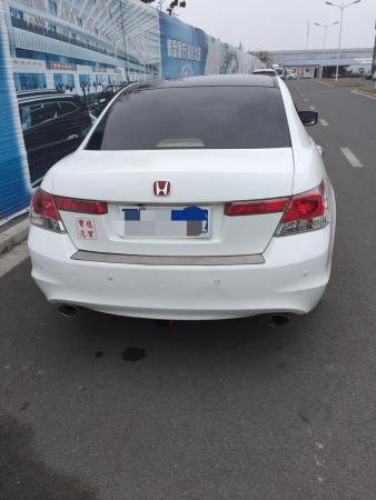 【淮安】2010年3月 本田 雅阁 第八代 2.0 庆典版 白色 手自一体