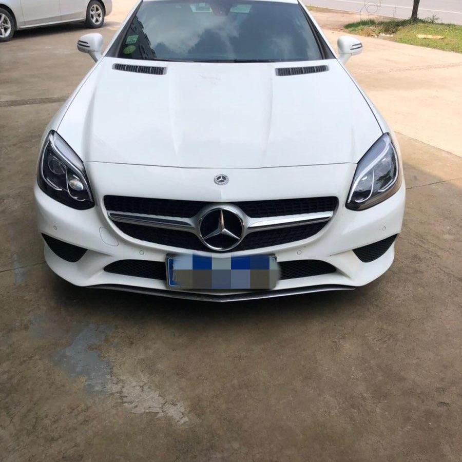 金华2018年7月奔驰奔驰slc级2018款slc26020t动感型白色手自一体