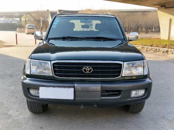 【大连】2000年9月 丰田 普拉多 2003款 4.5l 绿色 手动挡