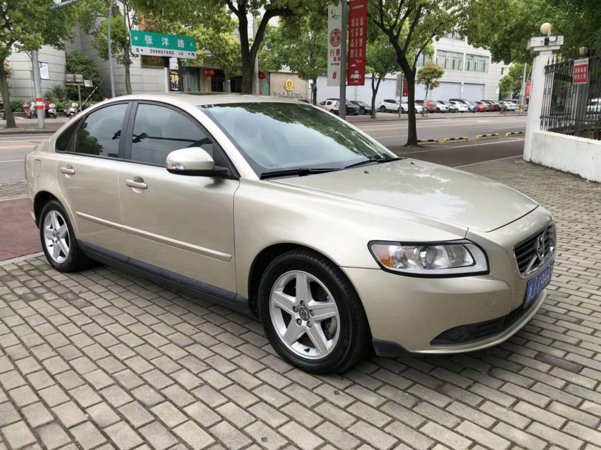 北京2011年01月沃尔沃s40