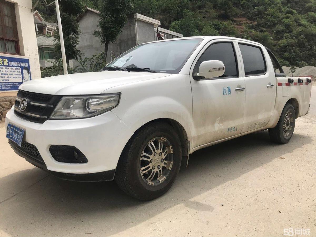 咸阳2015年4月黄海n22015款28手动运动版柴油后驱白色手动挡