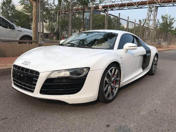 2011年7月奥迪奥迪r82010款r8coupe52fsiquattro