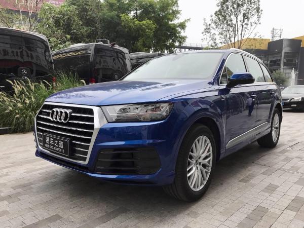 奥迪 奥迪Q7  2016款 Q7 45TFSI quattro 运动型