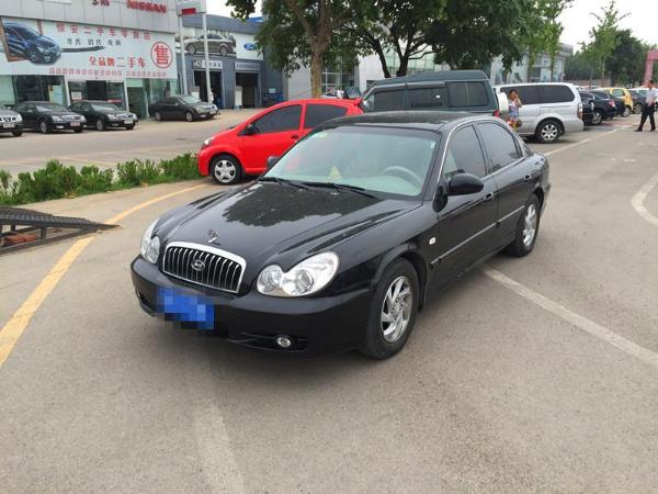 【潍坊】2007年1月 现代 索纳塔 2007款 2.0 手动 gl 黑色 手动挡