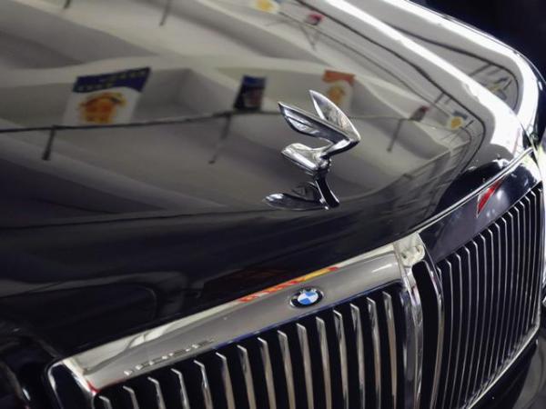 【哈尔滨】2007年9月 现代 雅科仕 jl350 加长版 黑色 自动档