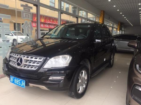 奔驰 ML级  2010款 ML300 3.0L 4MATIC