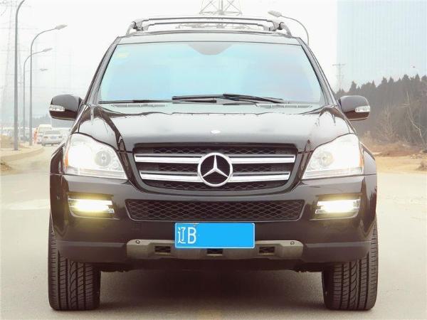 奔驰 奔驰GL级  2010款 GL350 BlueTEC 3.0T 4MATIC