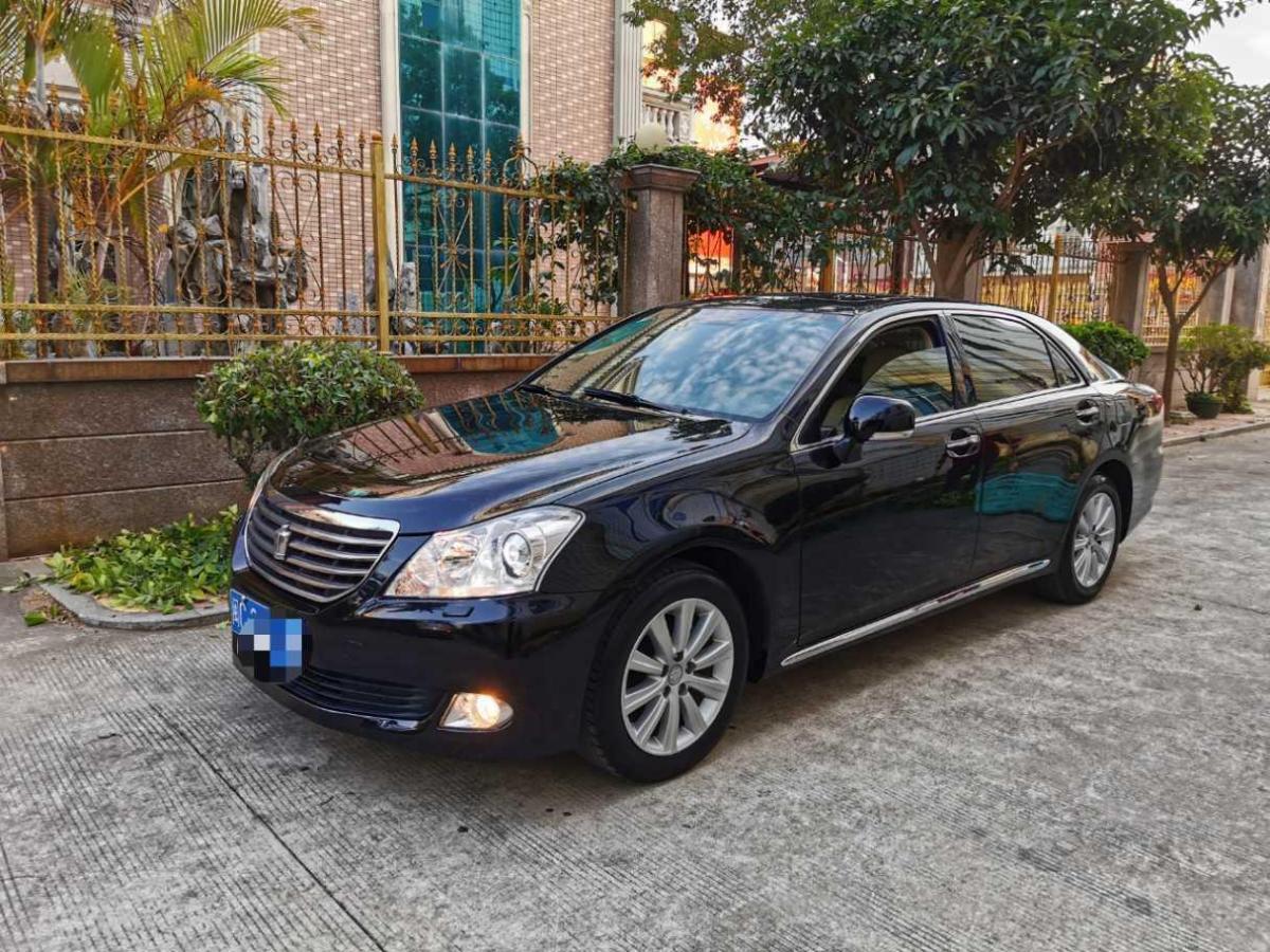 丰田 皇冠  2011款 2.5l royal 真皮天窗特别版图片