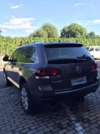 【北京】2008年6月 大众 途锐 4.2 v8顶配型 灰色 手自一体