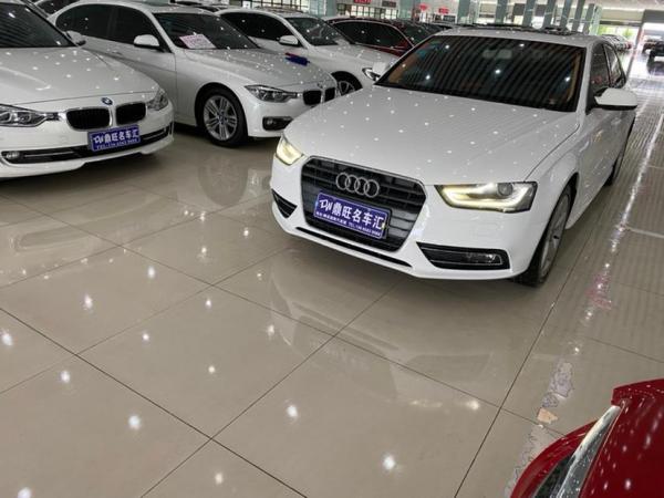 奥迪 奥迪A4L  2015款 35 TFSI 自动舒适型