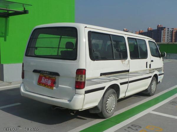 【北京】2002年9月 金杯 大海狮 白色 手动挡