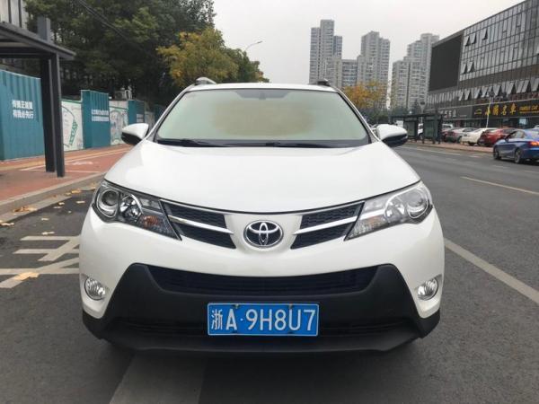 丰田 RAV4荣放  2016款 2.0L CVT两驱风尚版