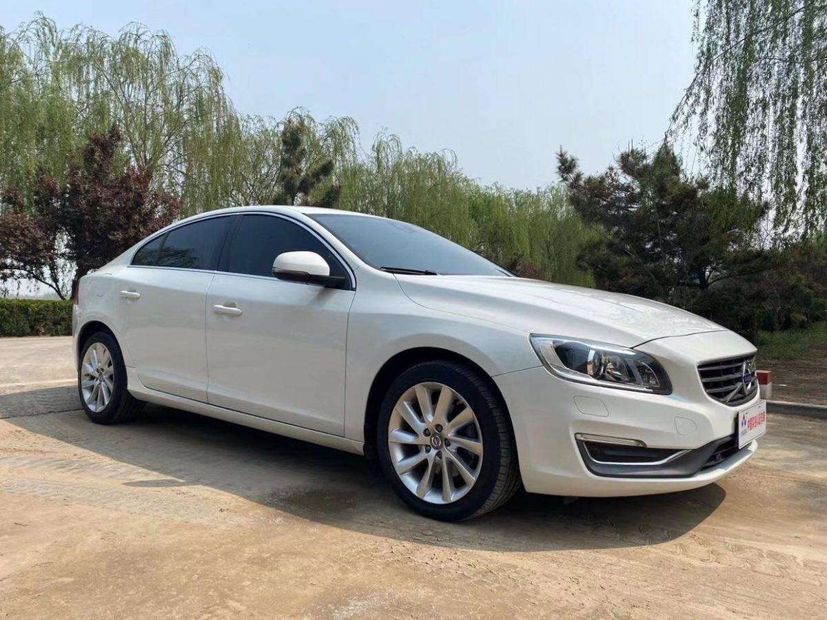 【济南】2014年10月 沃尔沃 s60l 2015款 2.0t 智远版 手自一体