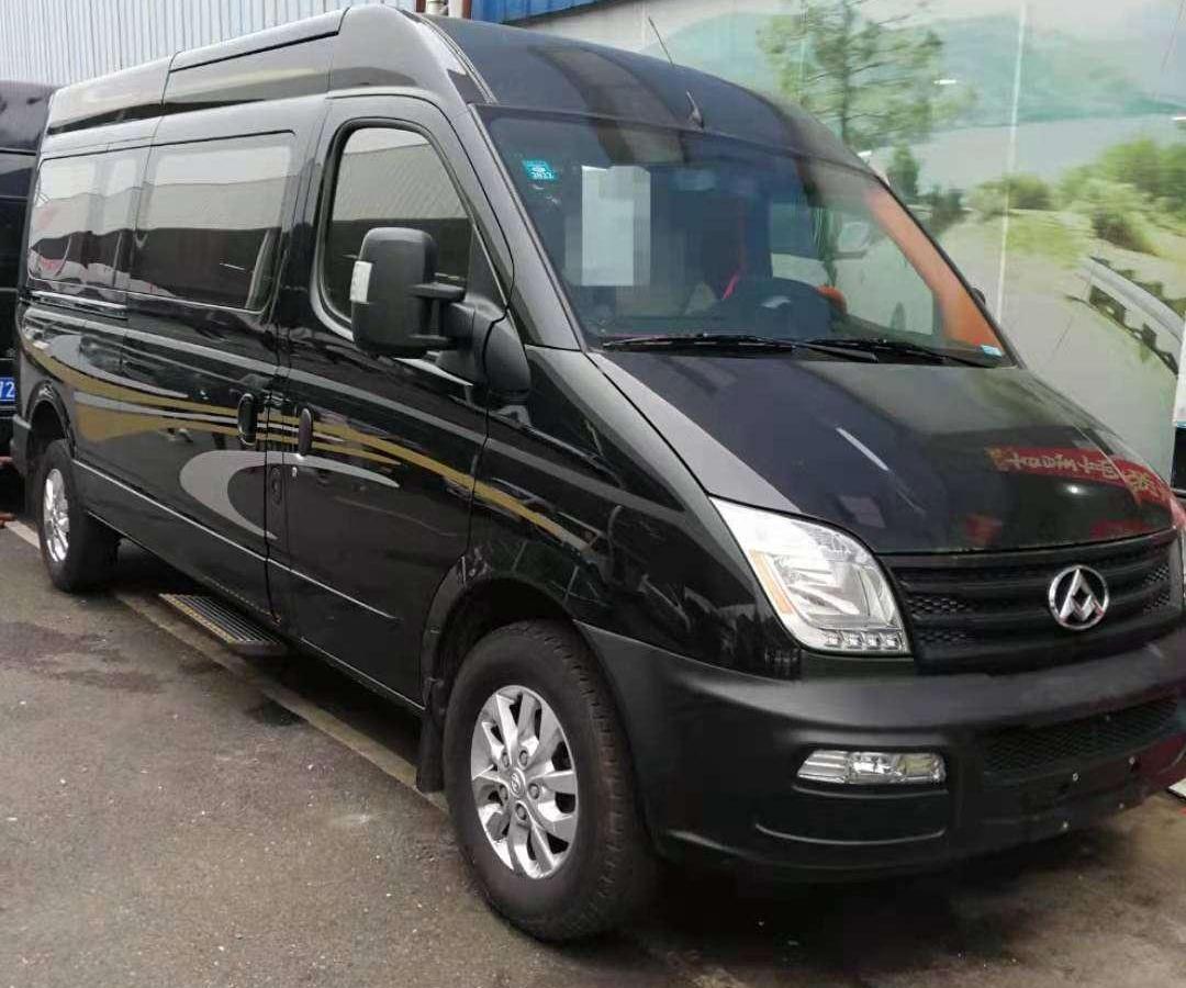 临沂2020年8月上汽大通v802018款25tamt商旅长轴中顶9座黑色自动档