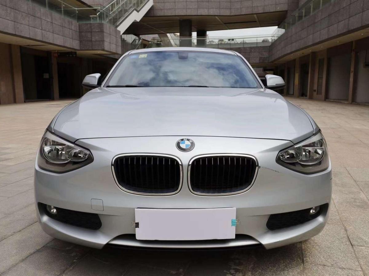 福州2012年6月宝马宝马1系2012款116i都市型银灰手自一体