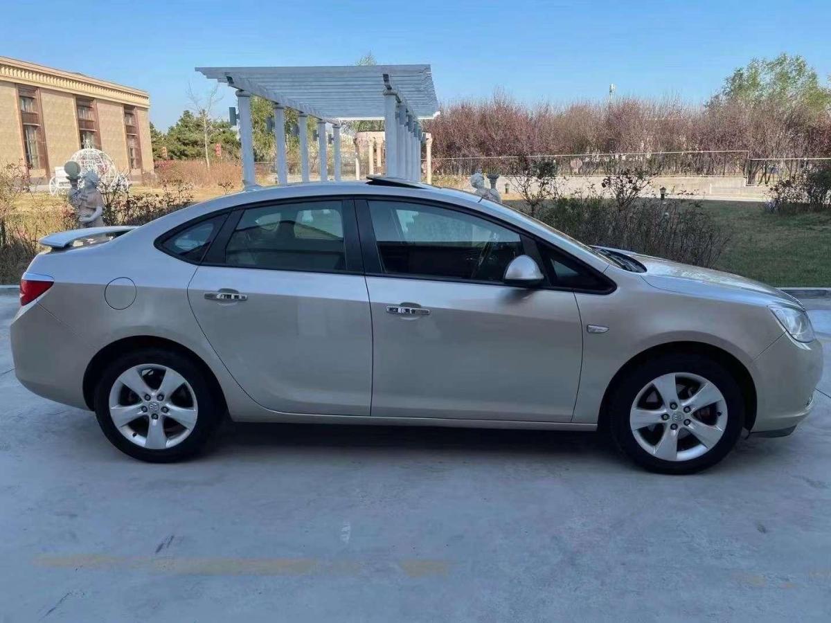 【威海】2011年12月 别克 英朗 2011款 gt 1.