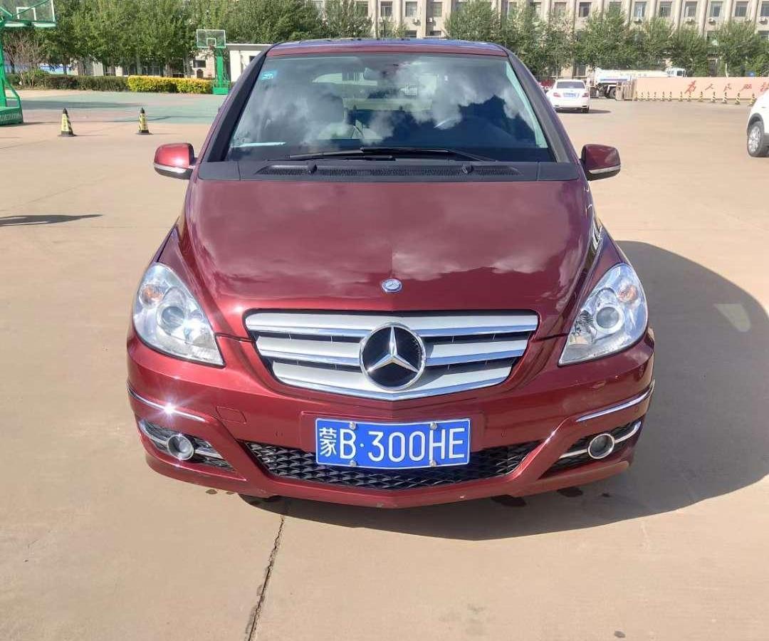 包头2010年12月奔驰奔驰b级2009款b200时尚型红色自动档