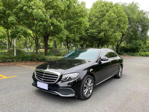 奔驰 奔驰E级  2018款 E 300 L 豪华型