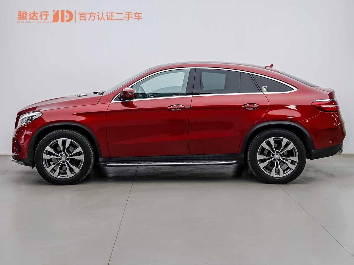 奔馳 奔馳gle轎跑 2015款 gle 400 4matic 轎跑suv 紅色 自動檔對