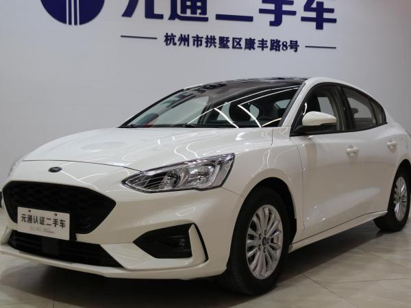 福特 福克斯  2020款 三厢 EcoBoost 180 自动锋潮型