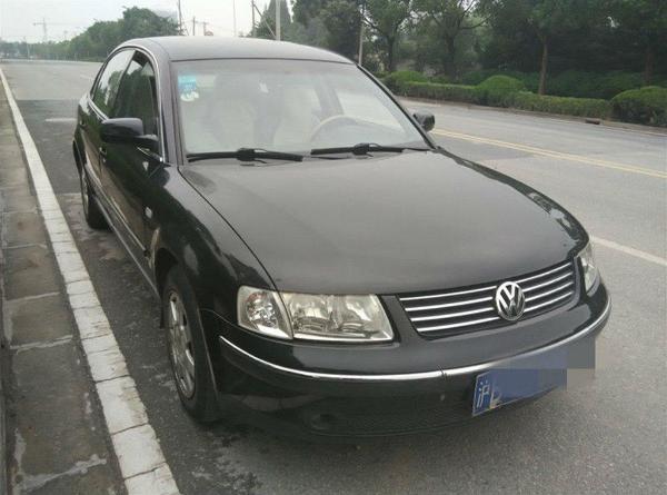 【上海】2000年9月 大众 帕萨特 帕萨特 1.8 手动 黑色 手动挡
