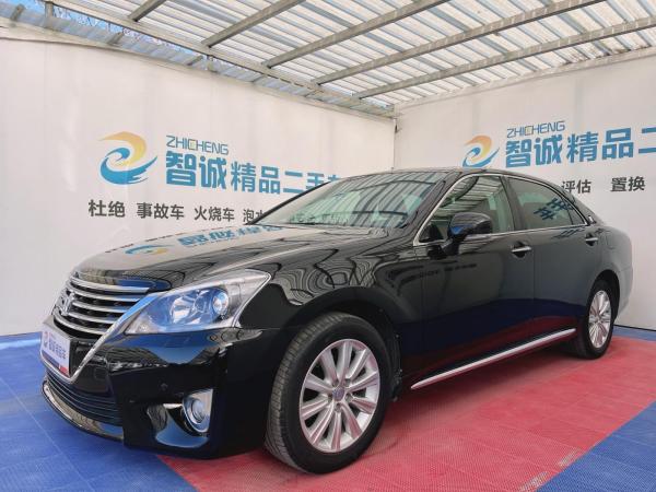 丰田 皇冠  2012款 2.5L Royal 导航版