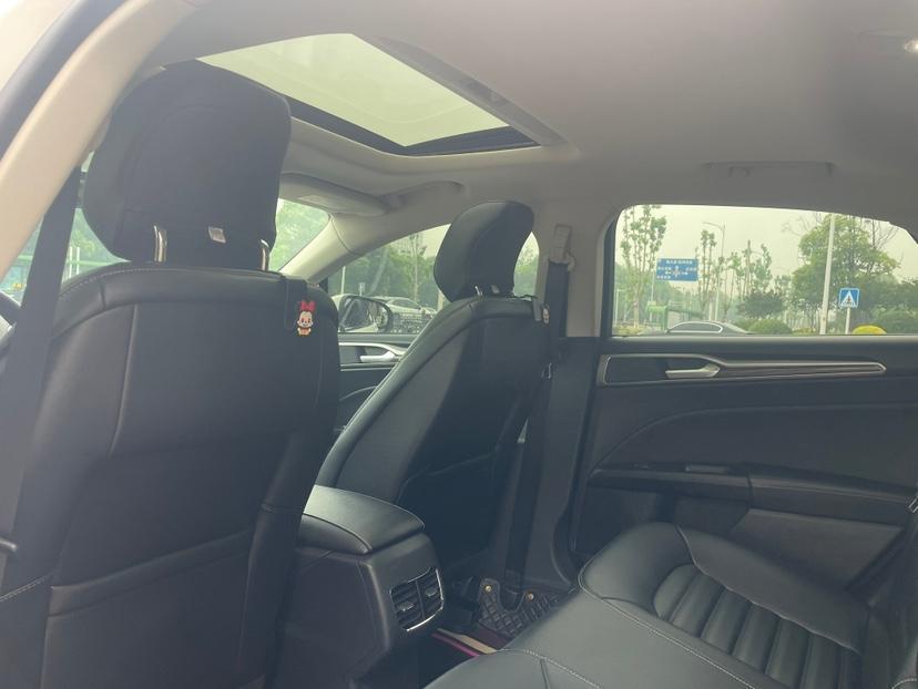福特 蒙迪歐  2020款 EcoBoost 180 時(shí)尚型圖片