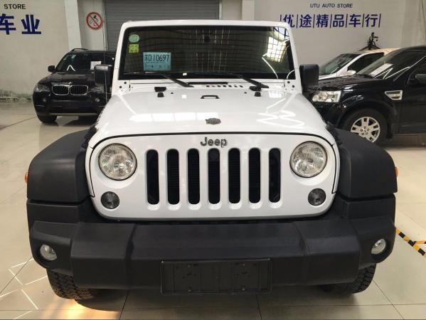 Jeep 牧马人  2017款 3.6L 四门 舒享版