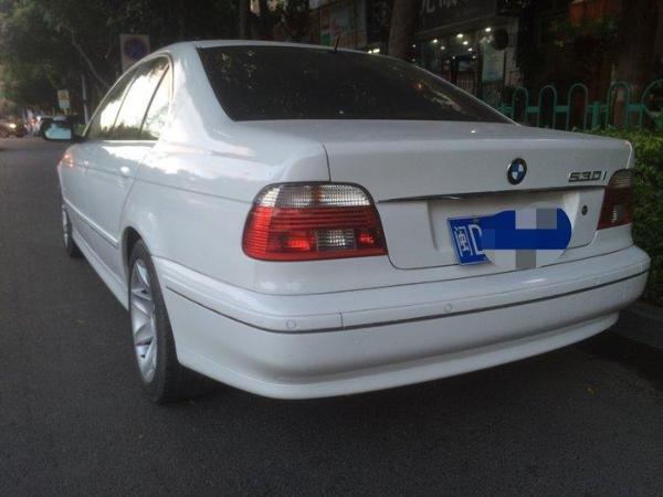 【厦门】2003年6月 宝马 宝马5系 2003款 宝马5系 530i 白色 自动档