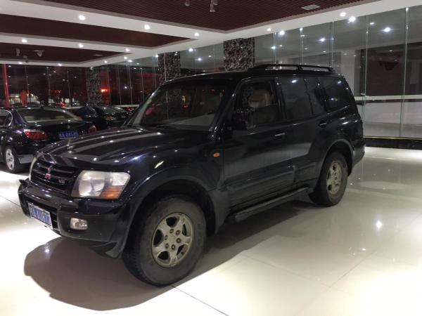 【南宁】2002年8月 三菱 帕杰罗 02款欧版v75 黑色 手自一体