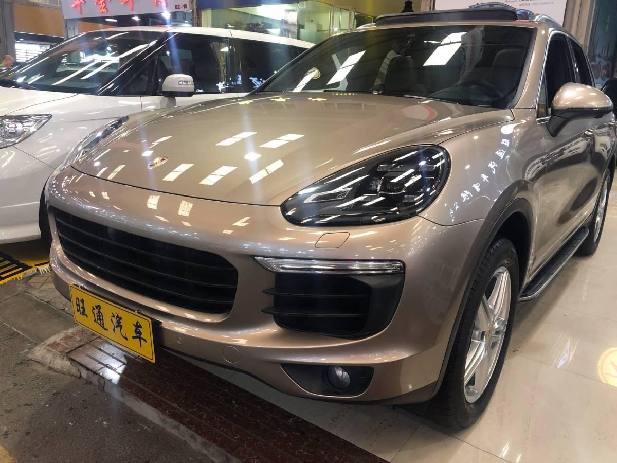 广州2016年2月保时捷cayenne2016款30t香槟色自动档