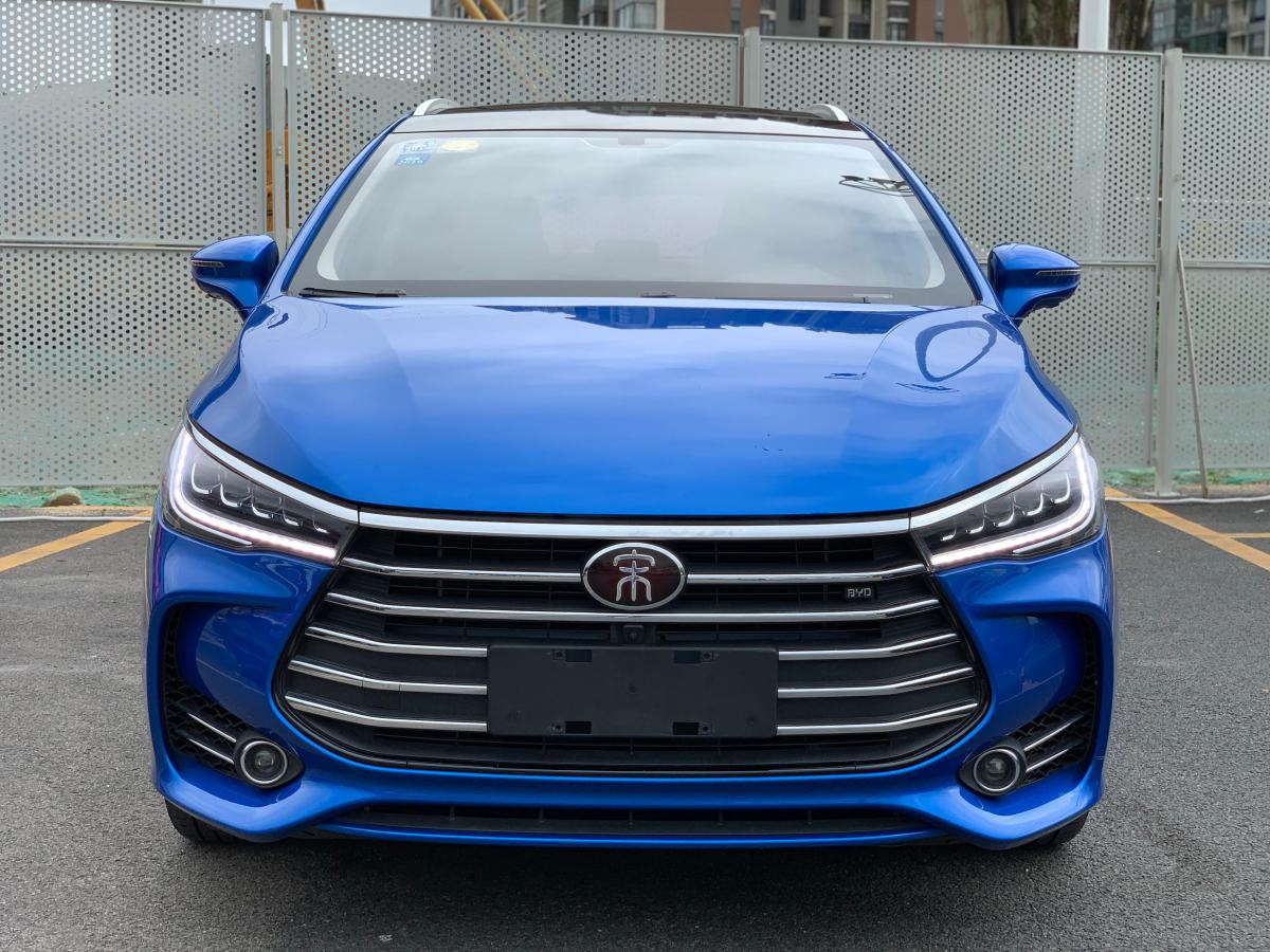 珠海2017年10月比亚迪宋2017款15tdct互联尊贵型蓝色自动档