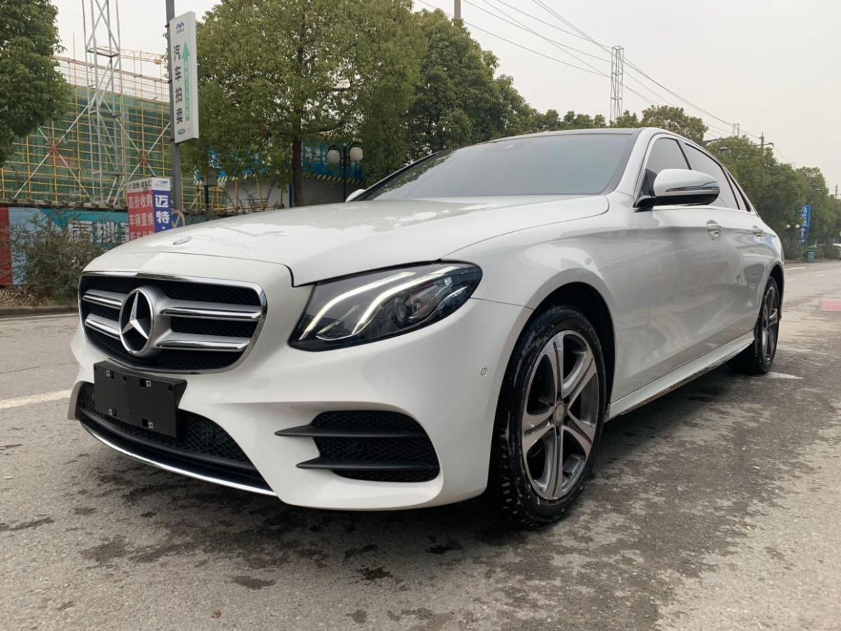 芜湖2017年1月奔驰奔驰e级2016款e200l20t运动型白色手自一体