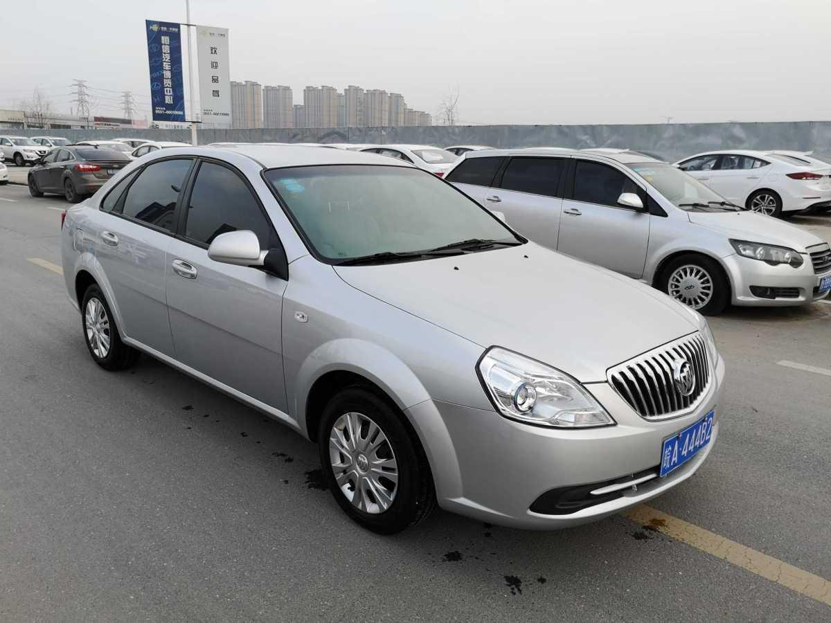 合肥2017年6月别克凯越2015款15l经典型银灰手自一体