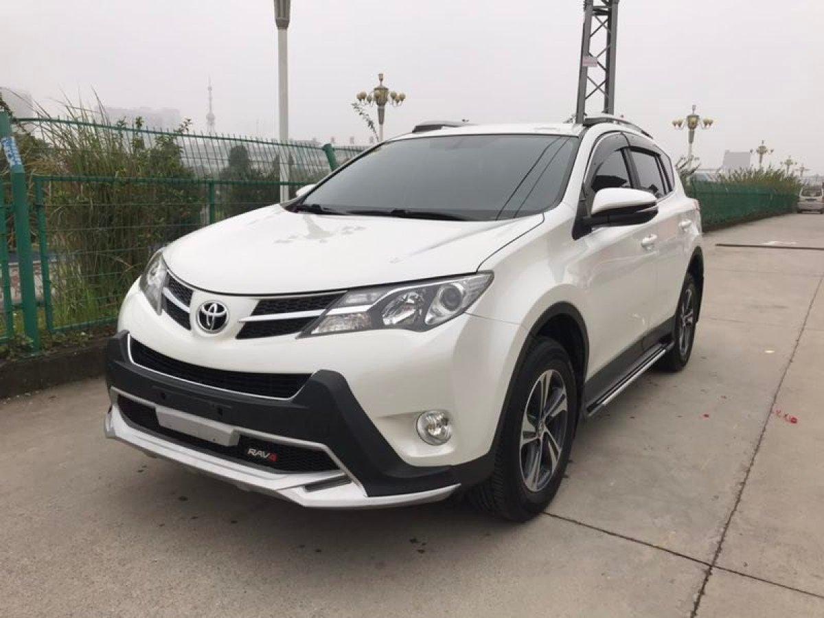 南宁2016年9月丰田rav42015款20lcvt都市版白色自动档