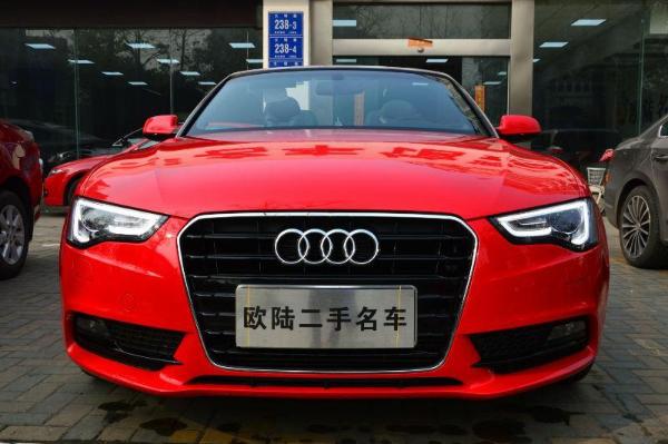 奥迪 奥迪A5  2014款 A5 Cabriolet 2.0T FSI 45 TFSI Quattro 风尚版