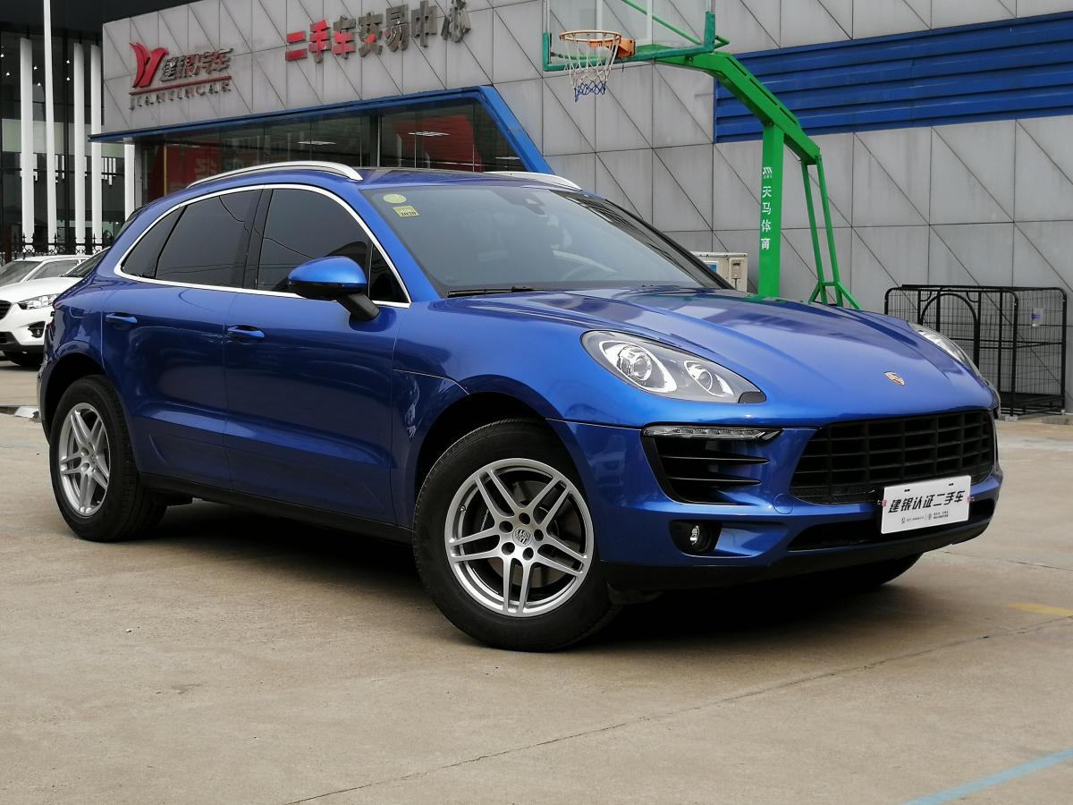 武汉2018年2月保时捷macan2017款macan20t蓝色自动档