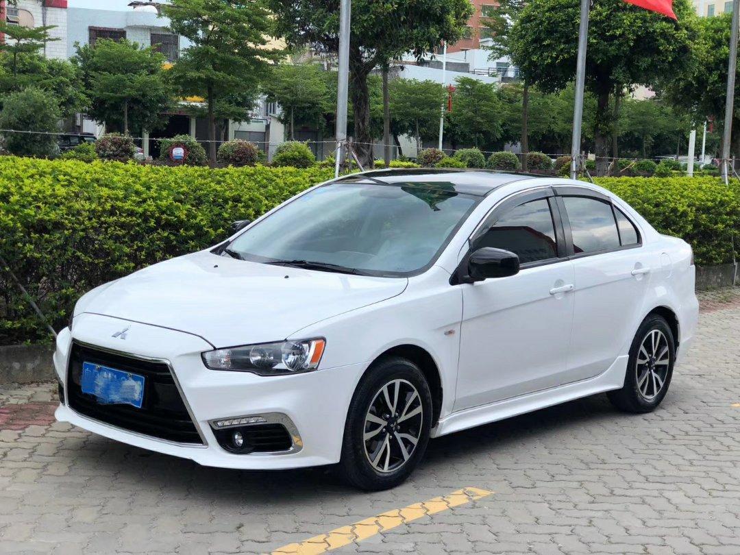 汕头2017年5月三菱翼神2016款18lcvt黑白复刻版白色自动档