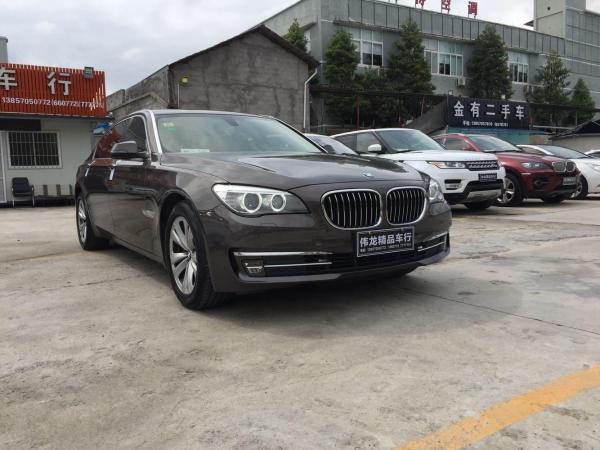 宝马 宝马7系  2013款 730Li 3.0 豪华型