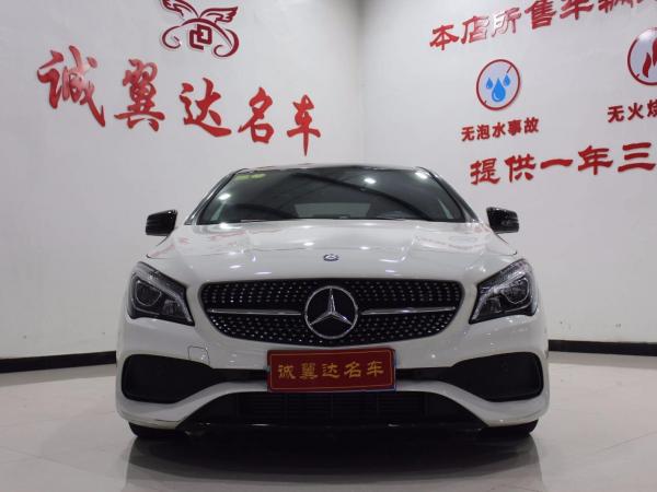 奔驰 奔驰GLA GLA 220 4MATIC 