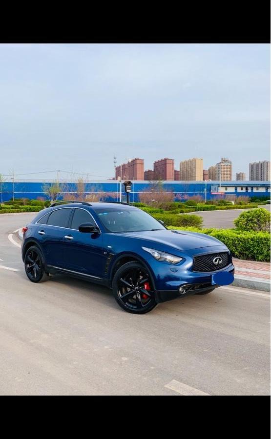 济南2015年6月英菲尼迪qx702015款37l绝影版蓝色手自一体