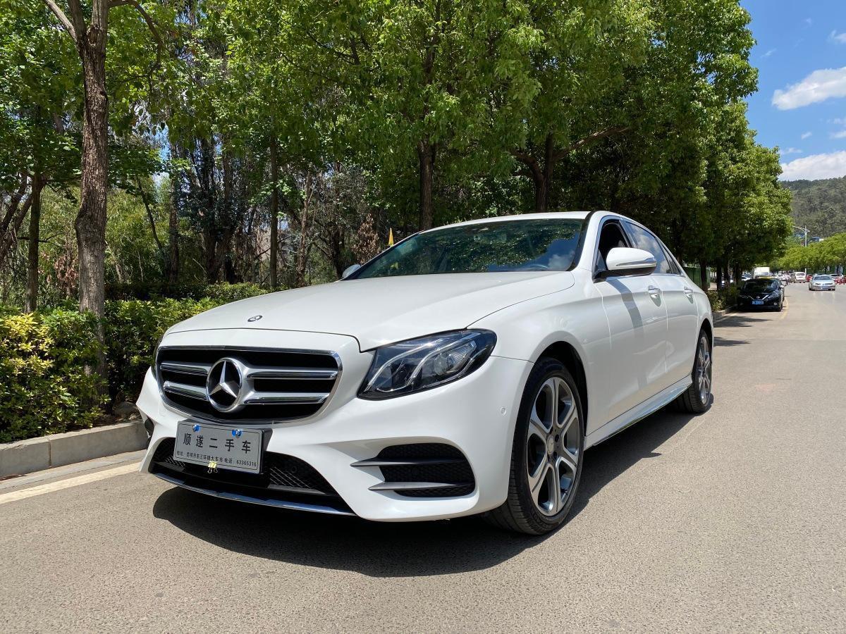 昆明2016年9月奔驰奔驰e级2016款e300l运动时尚型白色手自一体