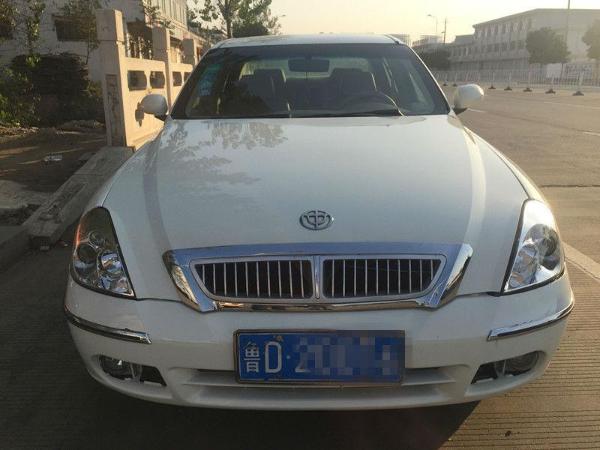 【枣庄】2003年5月 中华 尊驰 2.0 舒适版 白色 手动挡