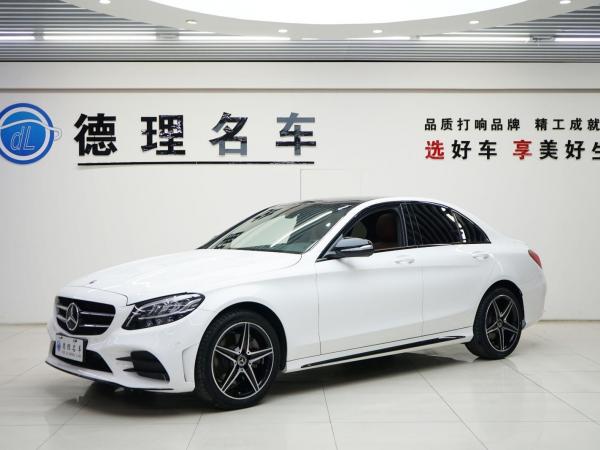 奔驰 奔驰C级  2019款 C 260 运动版 4MATIC