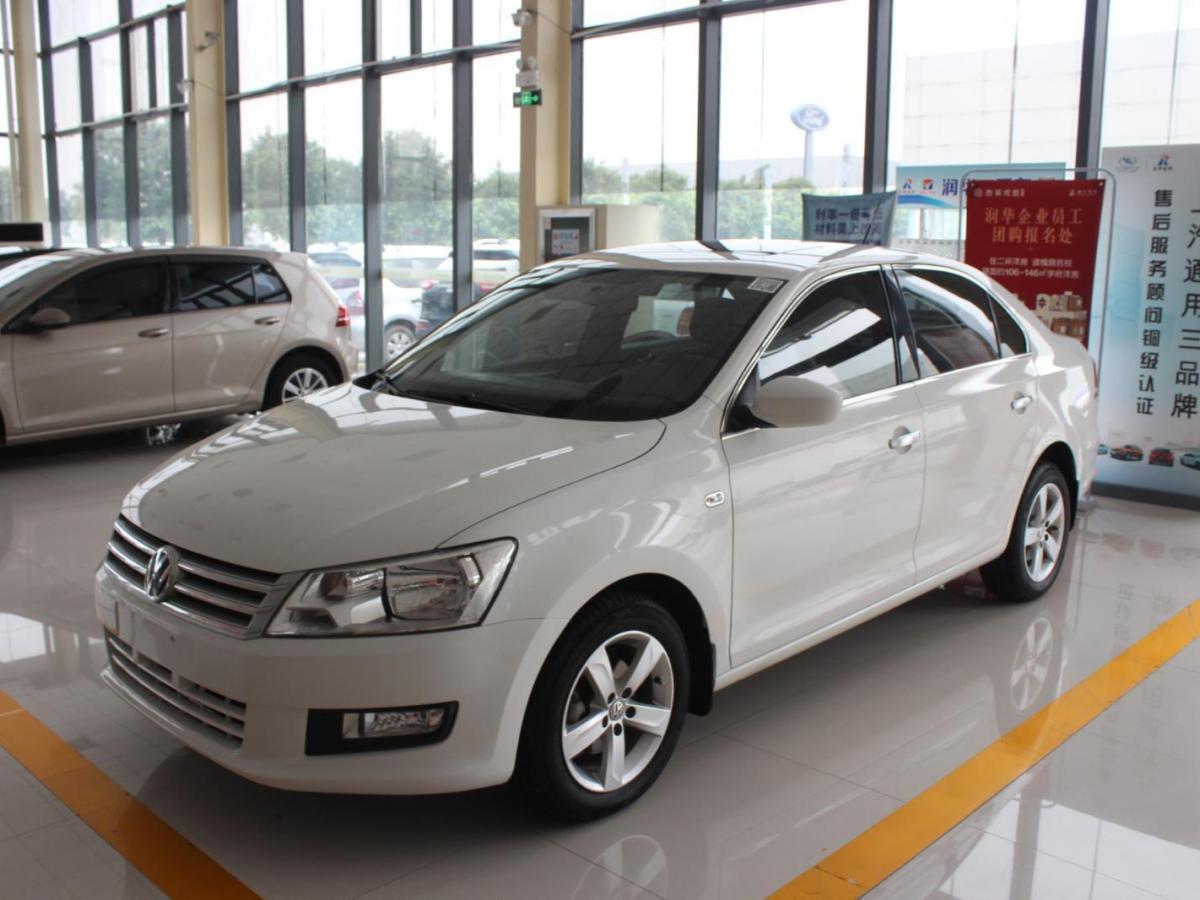 济南2014年12月大众桑塔纳2013款16l手动风尚版白色自动档