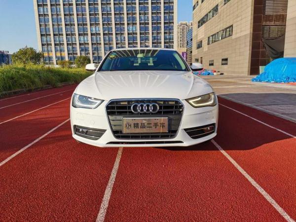 奥迪 奥迪A4L  2013款 35 TFSI 自动技术型