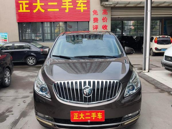 别克 GL8  2011款 3.0L XT豪华商务旗舰版